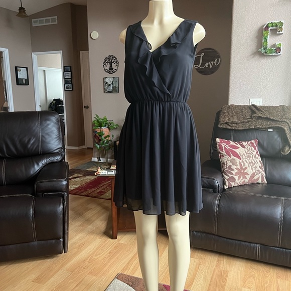 IZ Byer little black sleeveless dress-size S - Picture 7 of 10